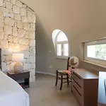 Del Mito *