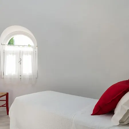 Del Mito Villa